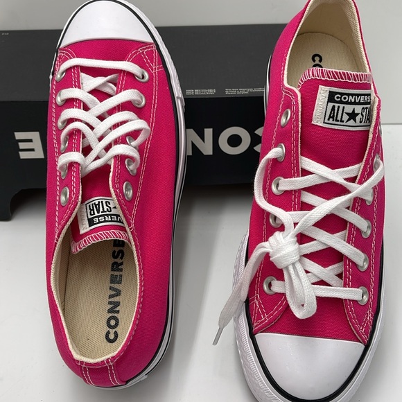 Converse WMNS CTAS LIFT OX
CERISE PINK/WHITE/BLACK A11539F Platforms Sneakers - Picture 12 of 16